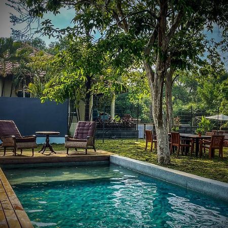 Royale Riviera Resort Private Pool Villas Пантай-Ченанг Екстер'єр фото