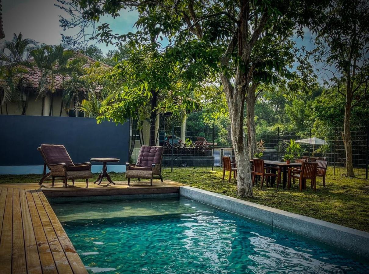 Royale Riviera Resort Private Pool Villas Пантай-Ченанг Екстер'єр фото